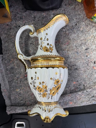 Dekorative porzellanvase mit - porzellanvase,