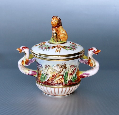 R capodimonte italien - e., b.